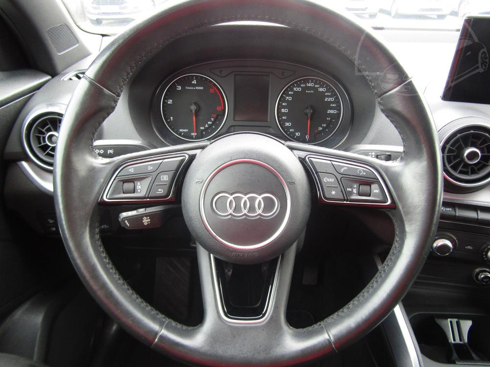 Audi Q2 1.6 TDi Serv.kniha, R