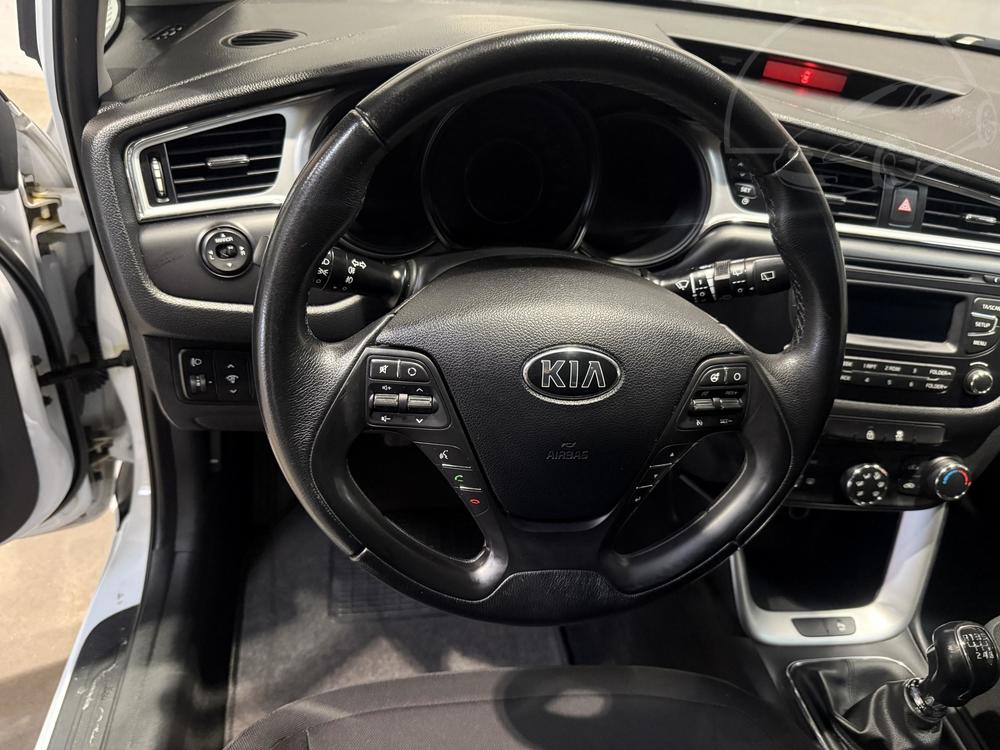 Kia Ceed 1.6 CRDI, R