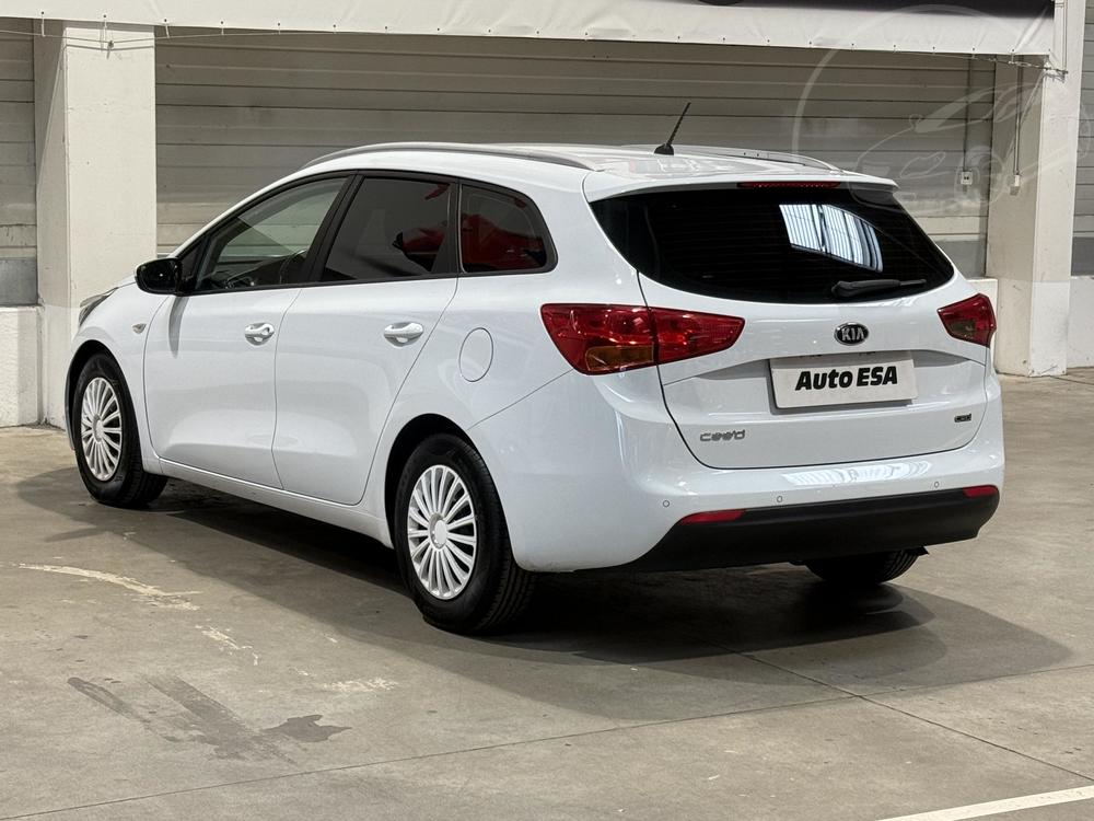 Kia Ceed 1.6 CRDI, R