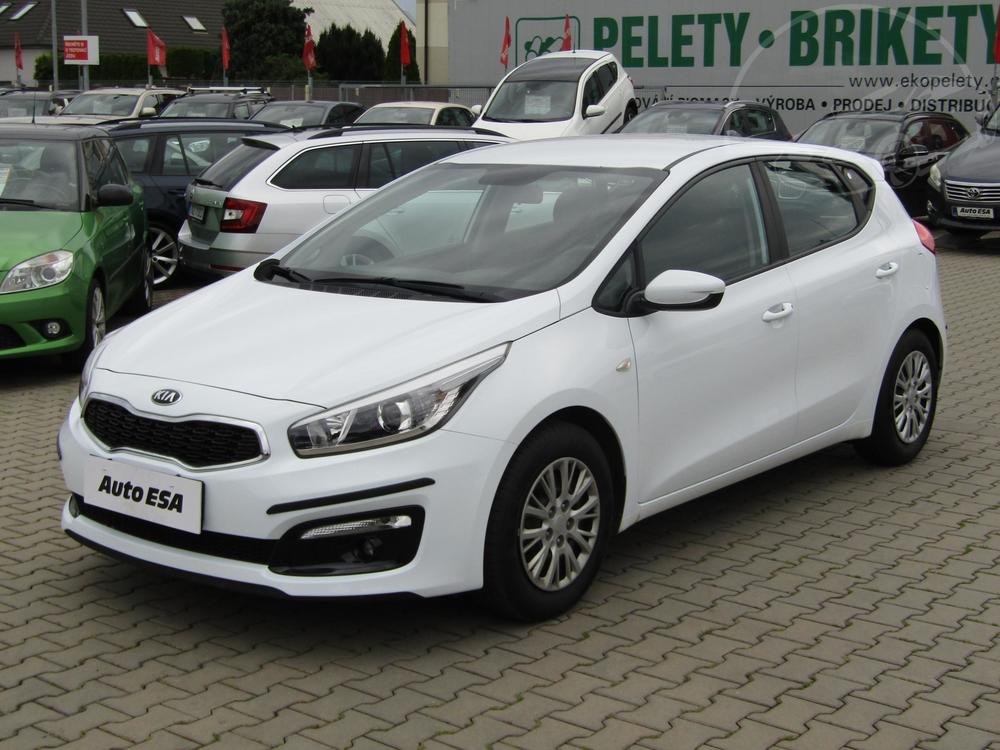 Kia Ceed 1.4 CVVT Serv.kniha, R