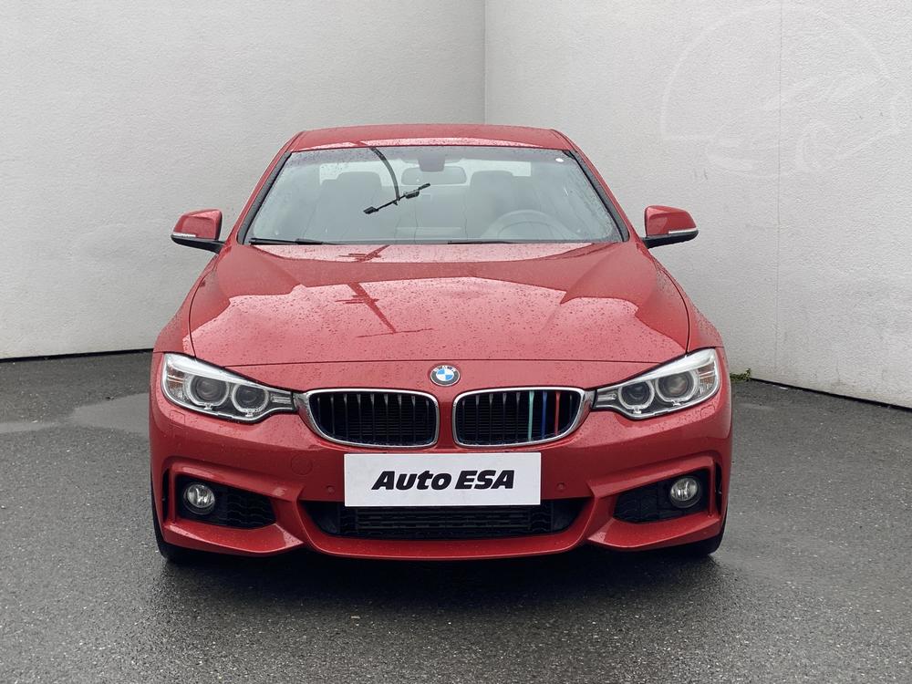 BMW 4 3.0 i, R