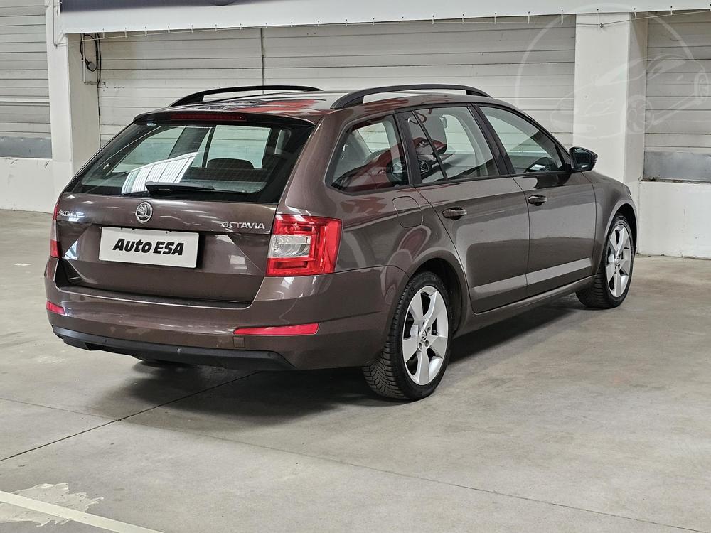 koda Octavia III 2.0 TDi, R