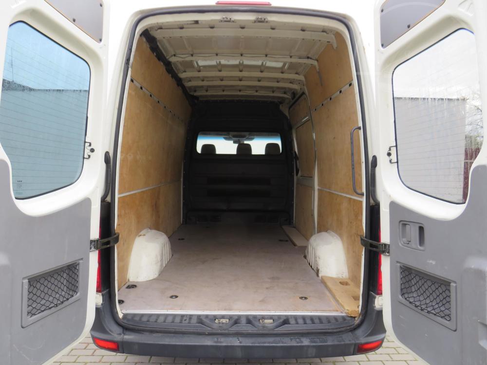 Volkswagen Crafter 2.5 TDi, R