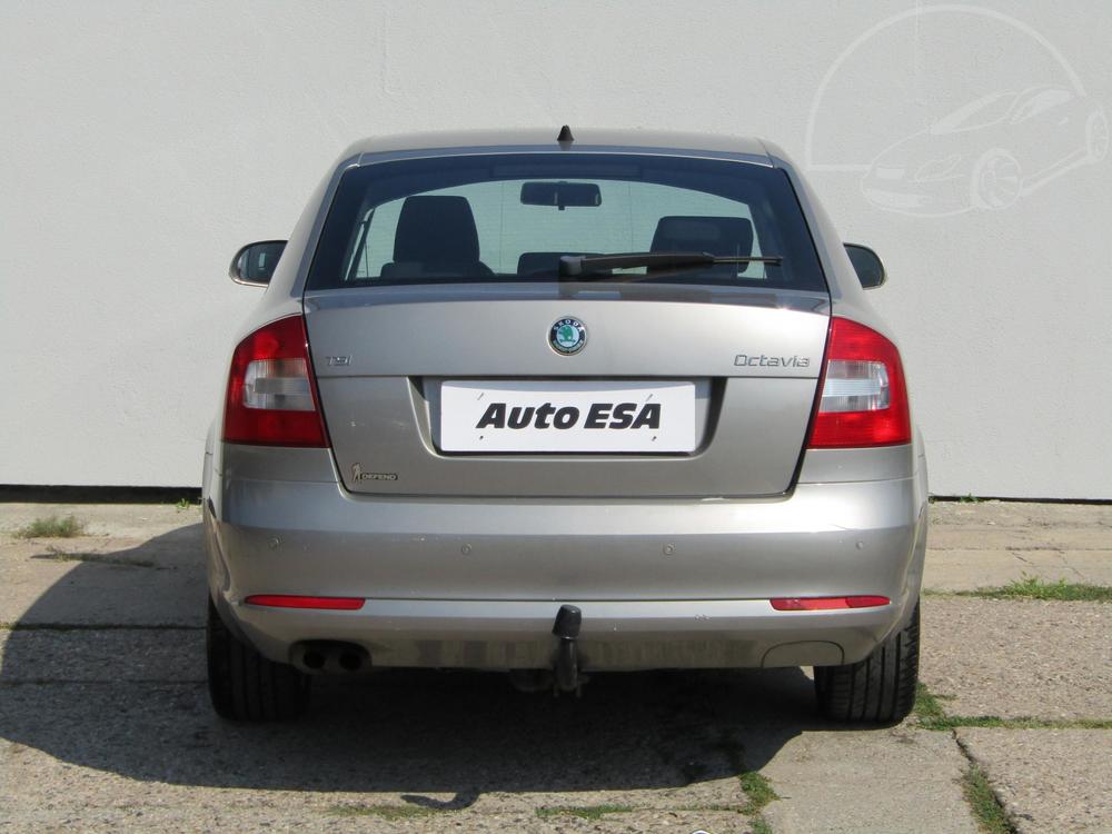 koda Octavia II 1.4 TSI Serv.kniha