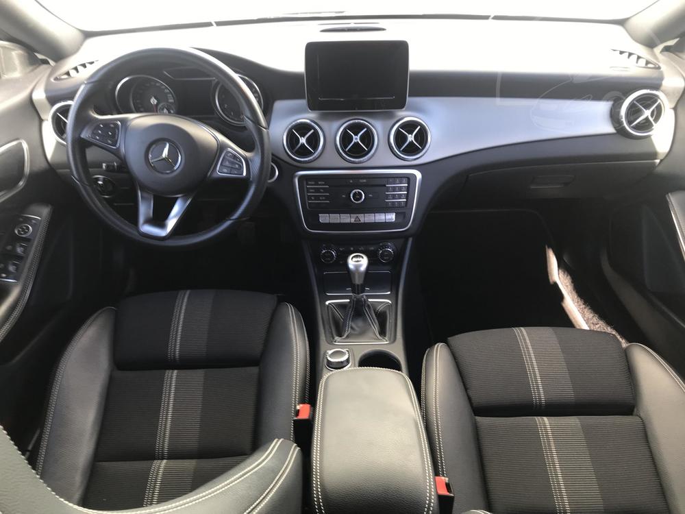 Mercedes-Benz CLA 1.6 T