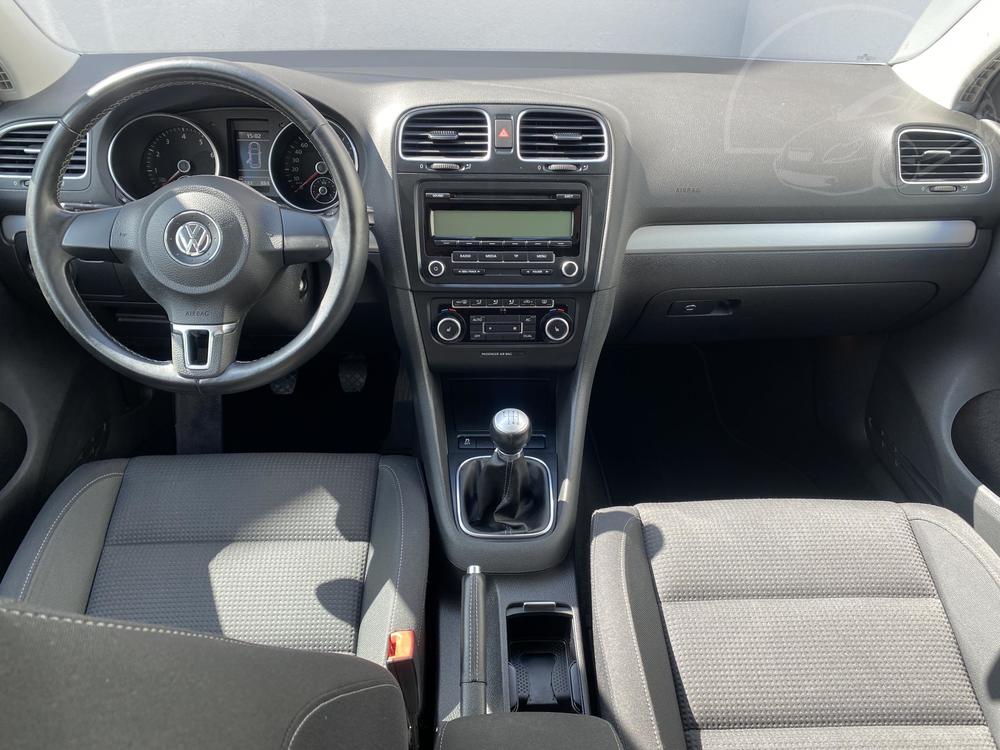 Volkswagen Golf 1.4 TSi Serv.kniha