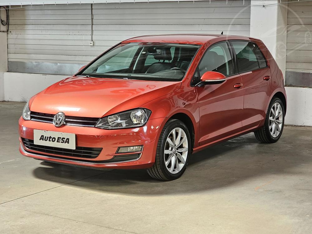 Volkswagen Golf 1.6 TDi, R