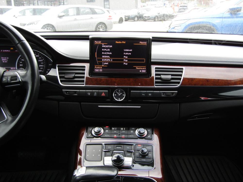 Audi A8 4.2 TDi Serv.kniha, R