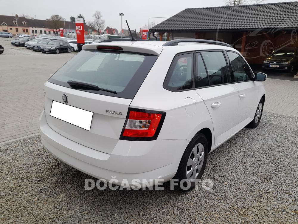 koda Fabia III 1.0 i Serv.kniha, R