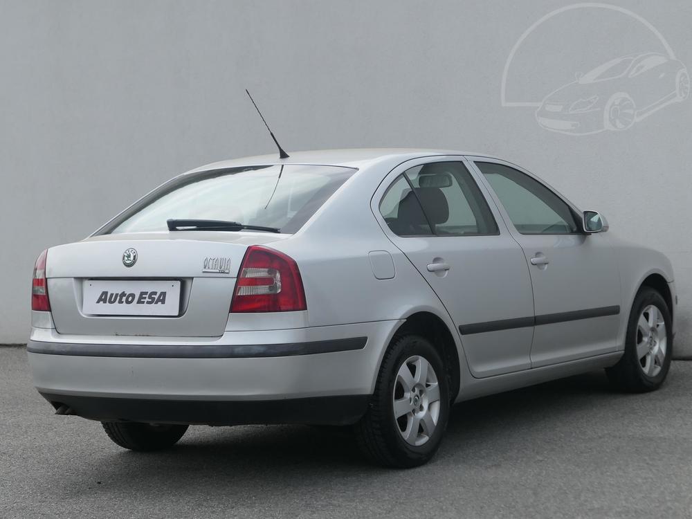 koda Octavia II 2.0 TDi, R