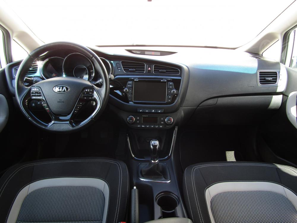 Kia Ceed 1.6 GDi Serv.kniha, R