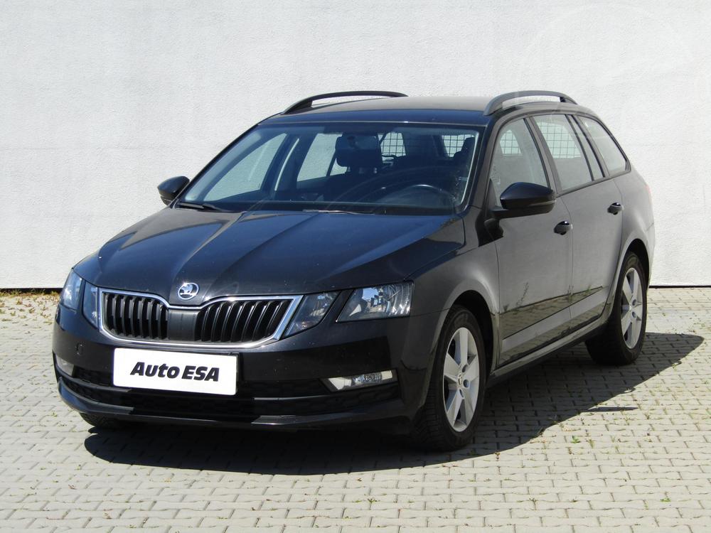 koda Octavia III 1.4 TSi Serv.kniha, R