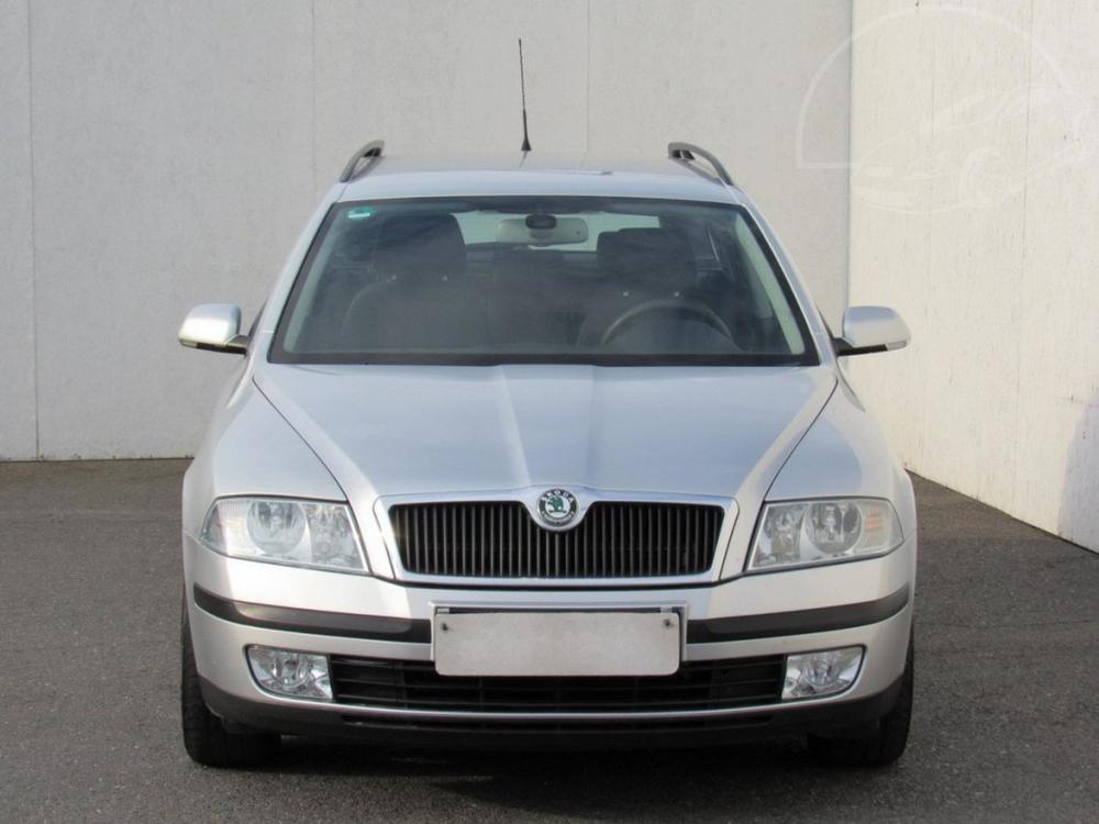 koda Octavia II 1.9 TDi, R