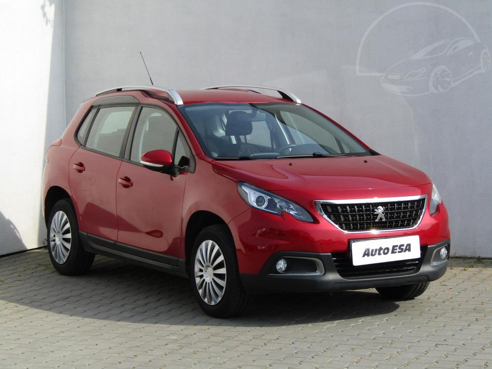 Peugeot 2008 1.2 PT, R