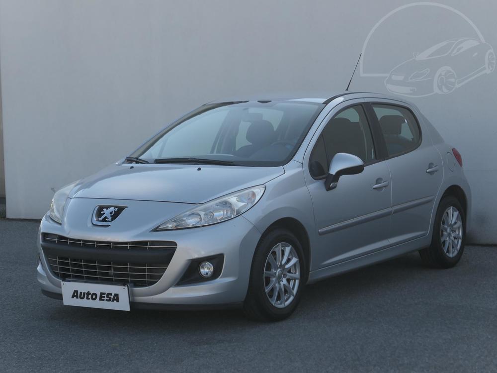 Peugeot 207 1.4 i, R