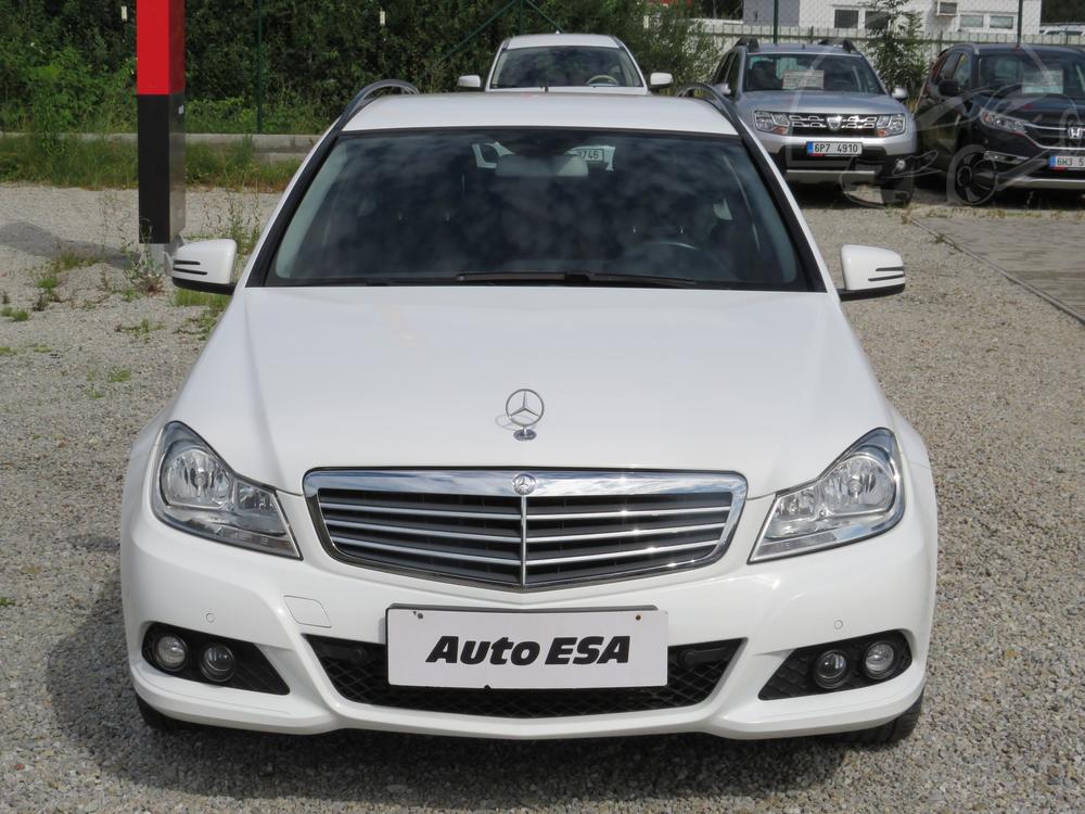 Mercedes-Benz C 2.2 CDi Serv.kniha, R