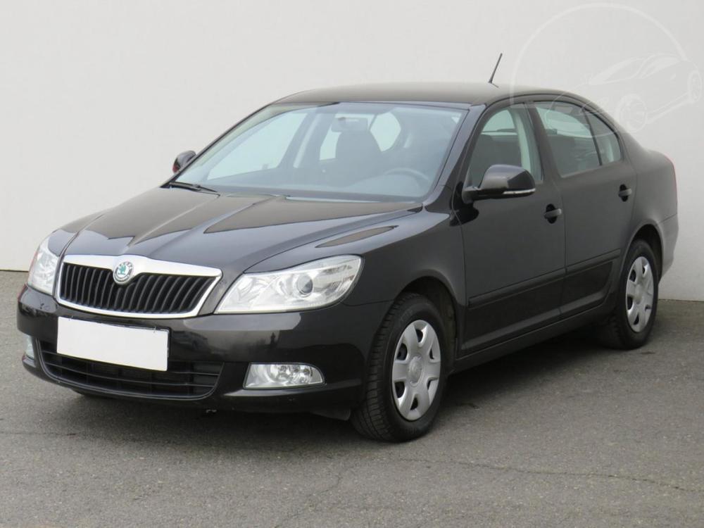 koda Octavia II 1.6 TDi Serv.kniha, R