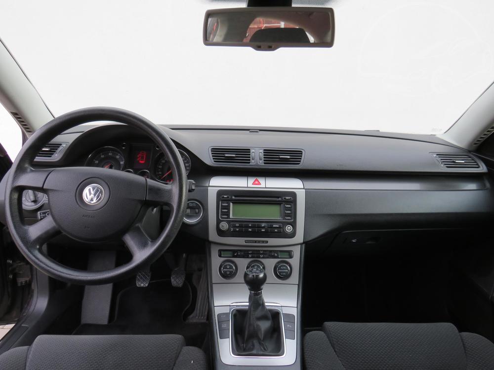 Volkswagen Passat 2.0 FSI