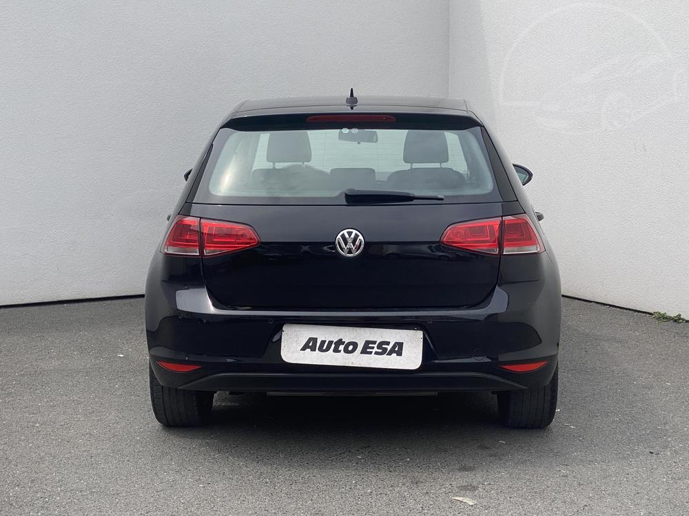 Volkswagen Golf 1.2 TSi Serv.kniha