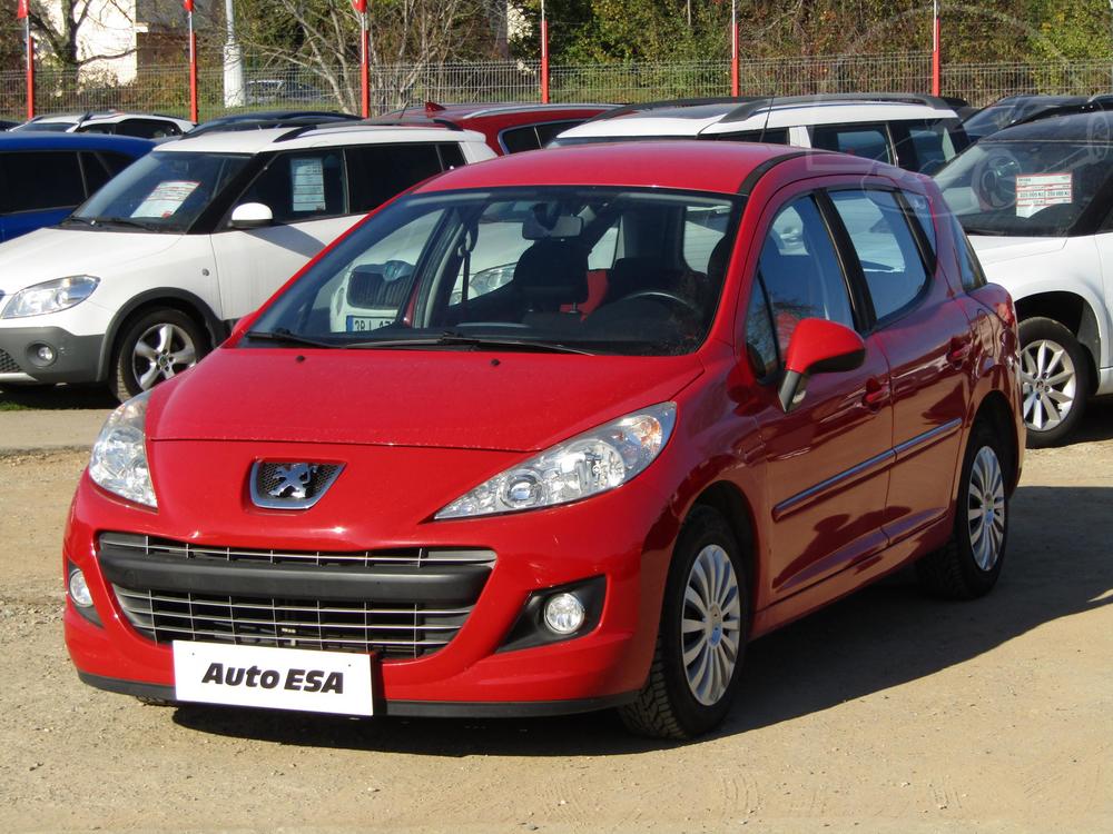 Peugeot 207 1.4 i, R