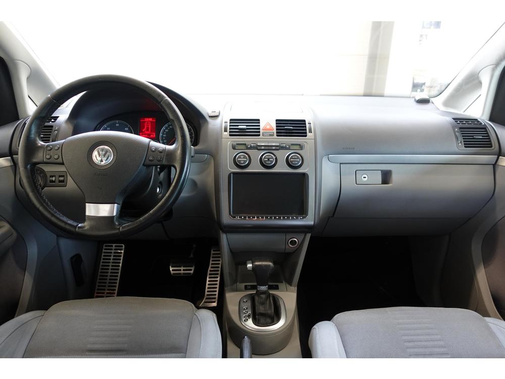 Volkswagen Touran 2.0 TDi