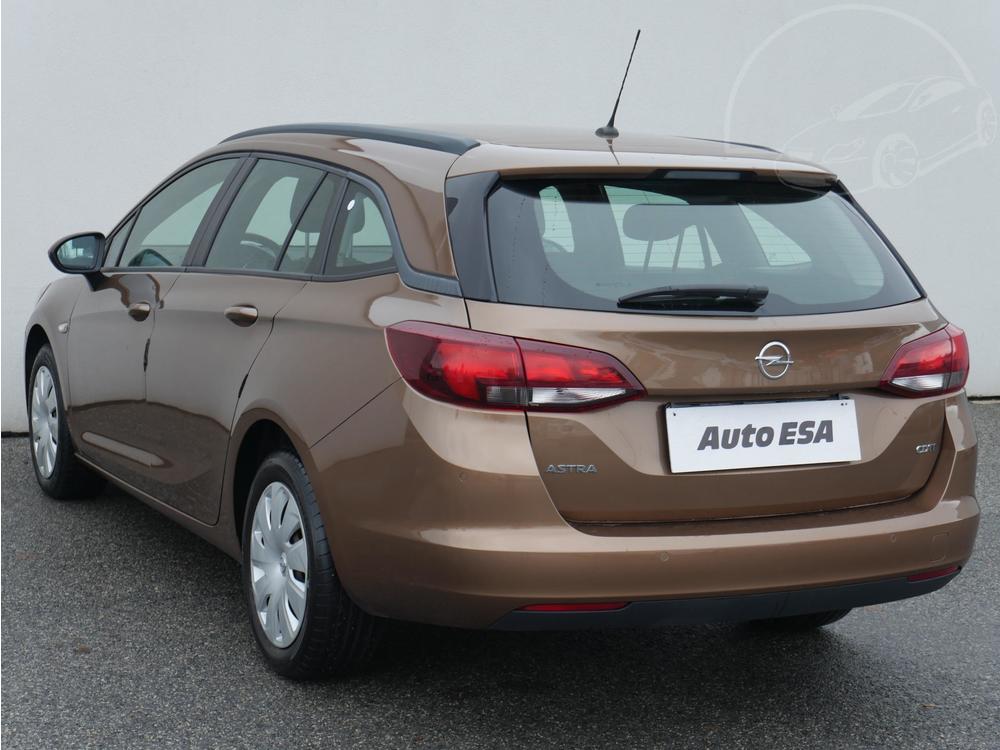 Opel Astra 1.6 CDTi, R