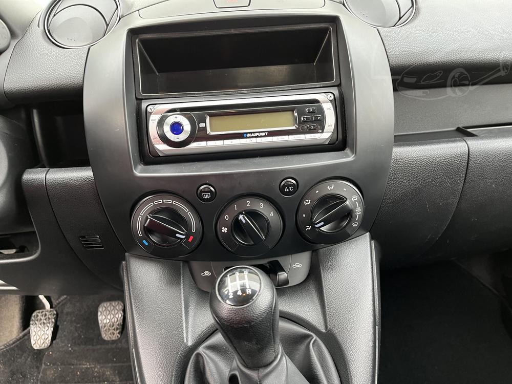 Mazda 2 1.4, R