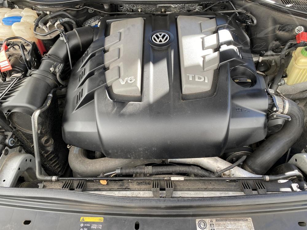 Volkswagen Touareg 3.0 TDi Serv.kniha
