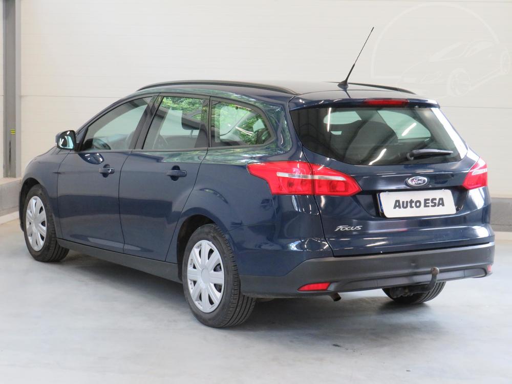 Ford Focus 1.6 i, R