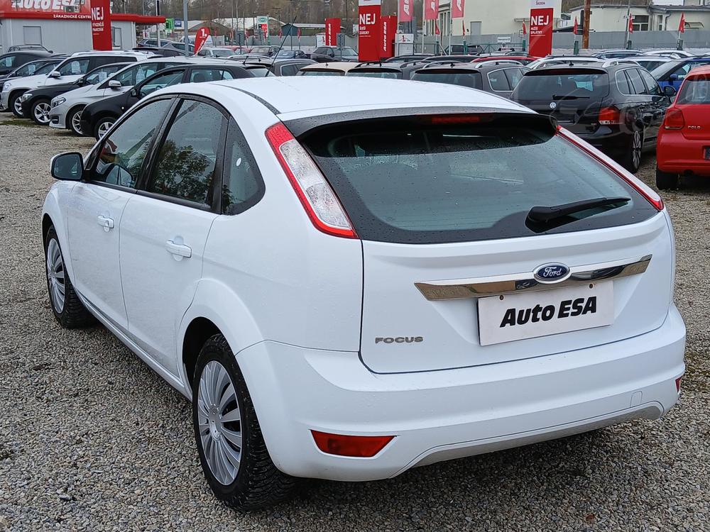 Ford Focus 1.6 16 V, R