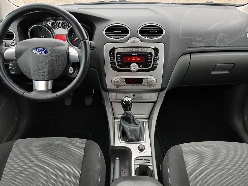 Ford Focus 1.6 16 V, R