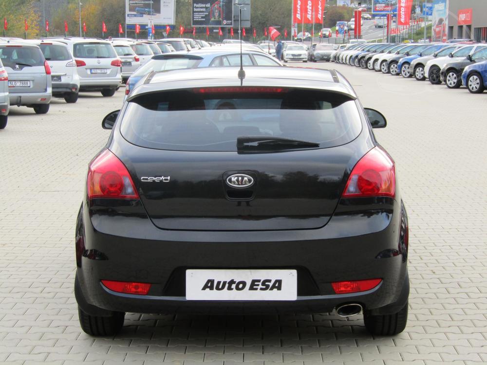 Kia Ceed 1.4 i, R