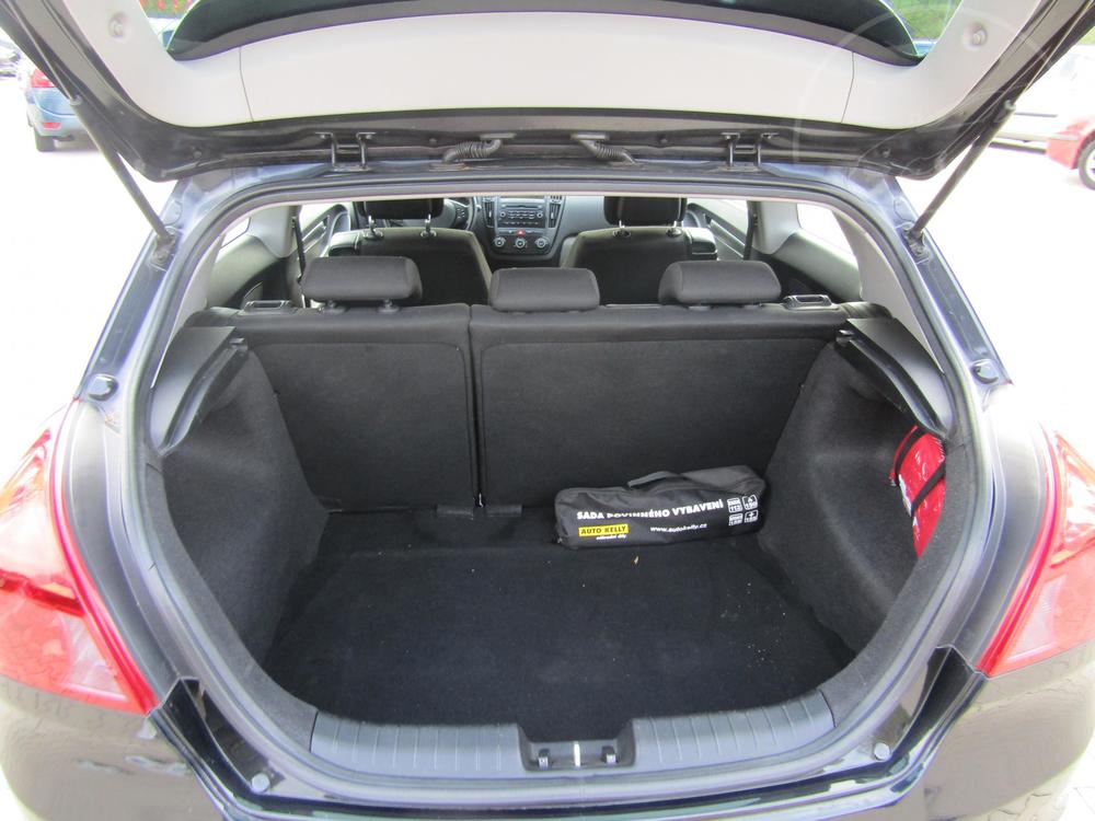 Kia Ceed 1.4 i, R