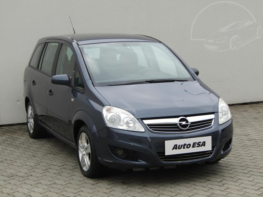 Opel Zafira 1.8 16 V 1.maj, R
