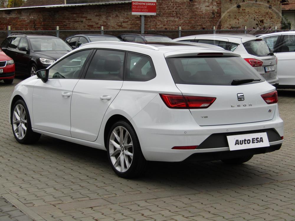 Seat Leon 1.5 TGi Serv.kniha