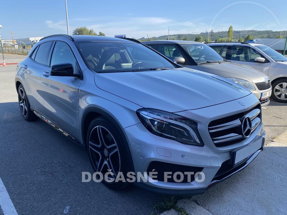 Prodm Mercedes-Benz GLA 2.2 CDi Serv.kniha, R