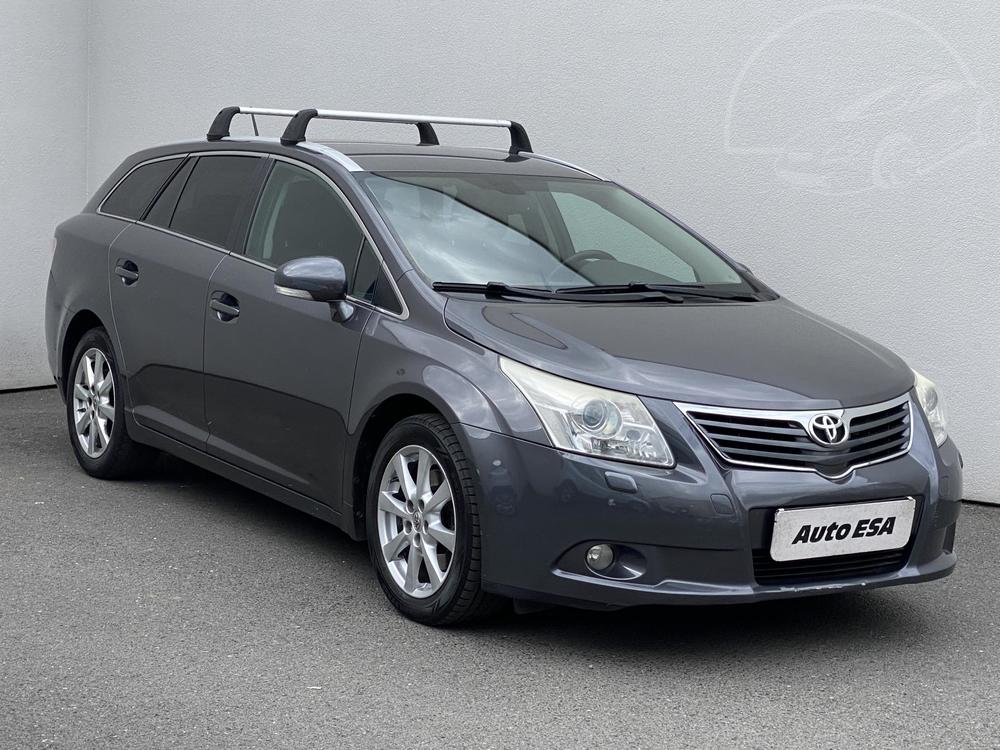 Prodm Toyota Avensis 2.2 D-4D, R