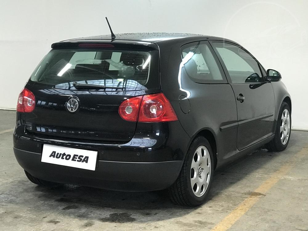 Volkswagen Golf 1.6 i