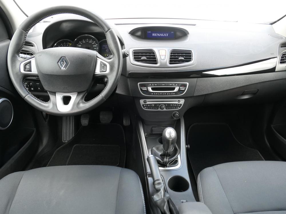 Renault Fluence 1.6 i, R