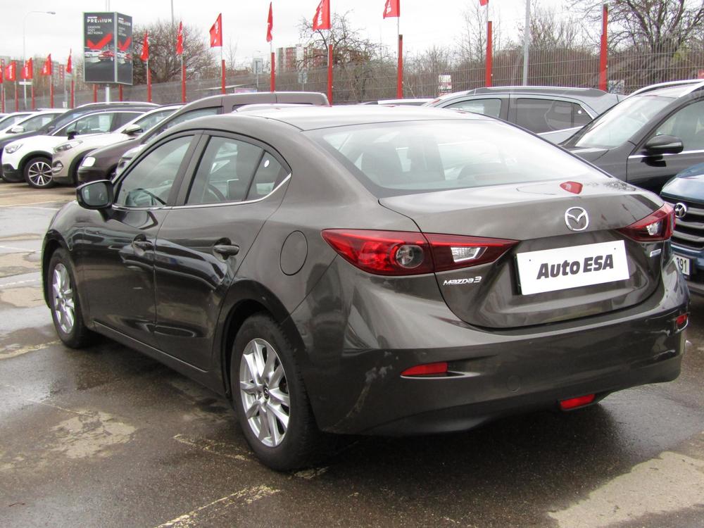 Mazda 3 1.5 i, R