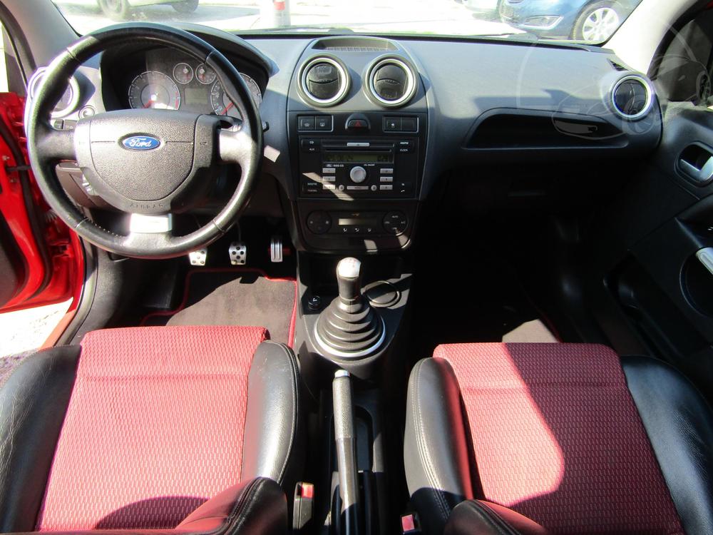 Ford Fiesta 2.0 i