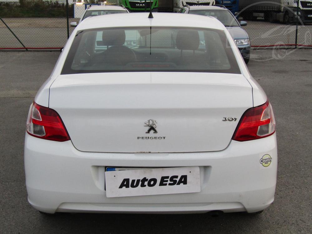 Peugeot 301 1.2 i 1.maj, R