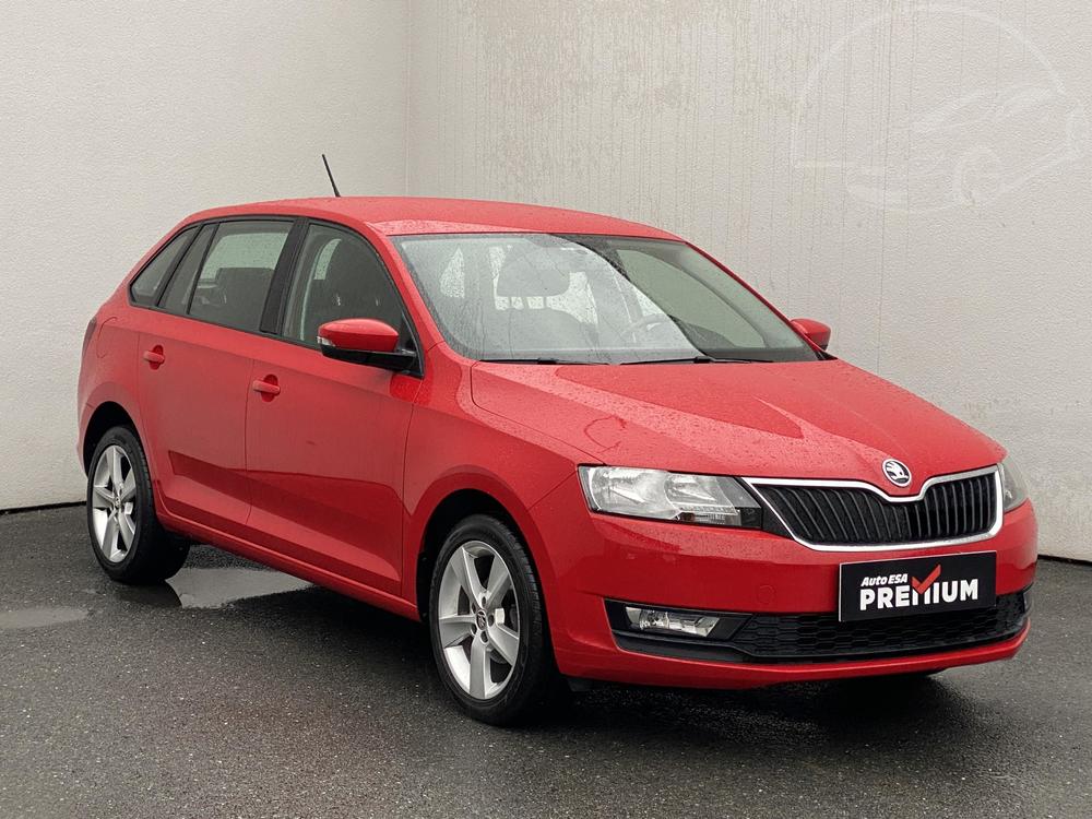 Škoda Rapid 1.0 TSi 1.maj Serv.kniha