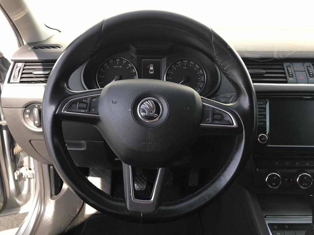 koda Octavia III 2.0 TDi, R