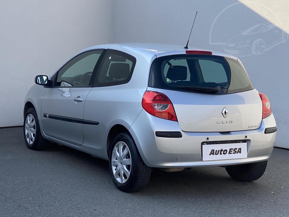 Renault Clio 1.6 i