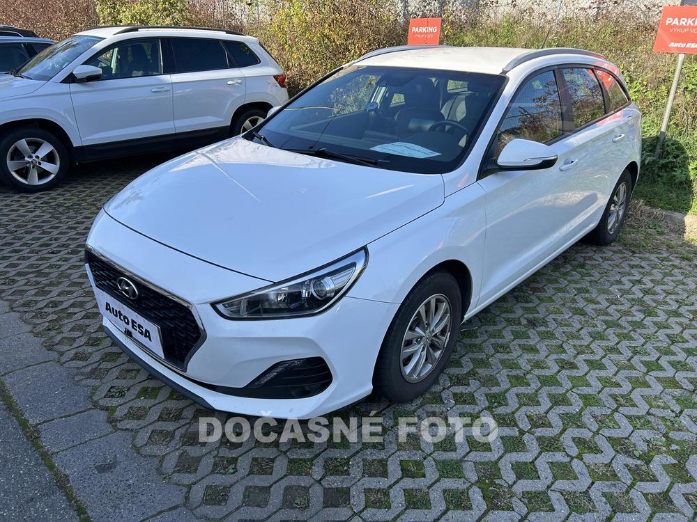 Prodm Hyundai i30 1.6 CRDI, R