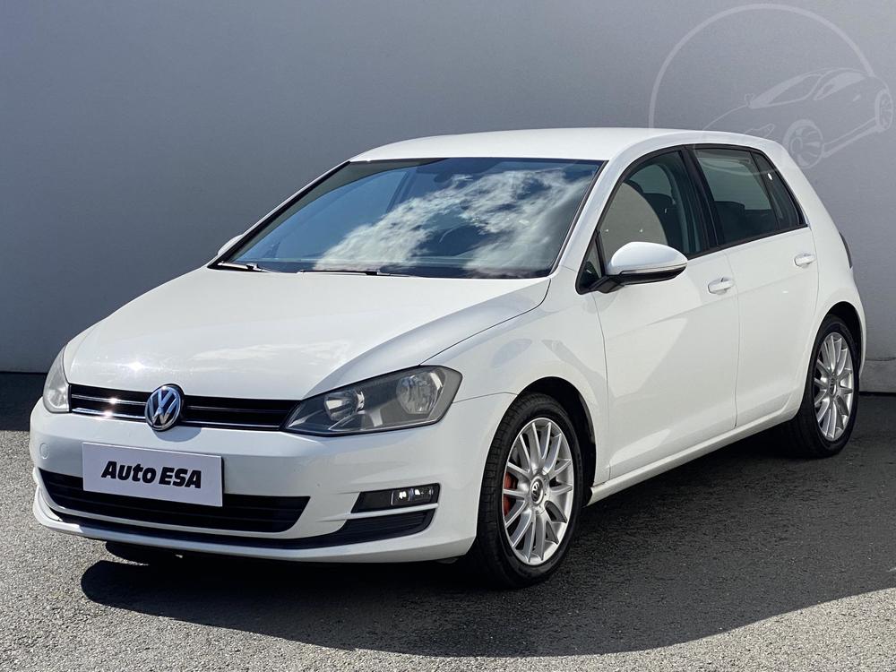 Volkswagen Golf 1.2 TSi, R