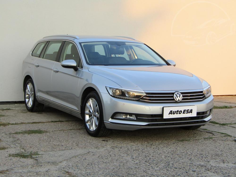 Volkswagen Passat 2.0 TDi 1.maj Serv.kniha