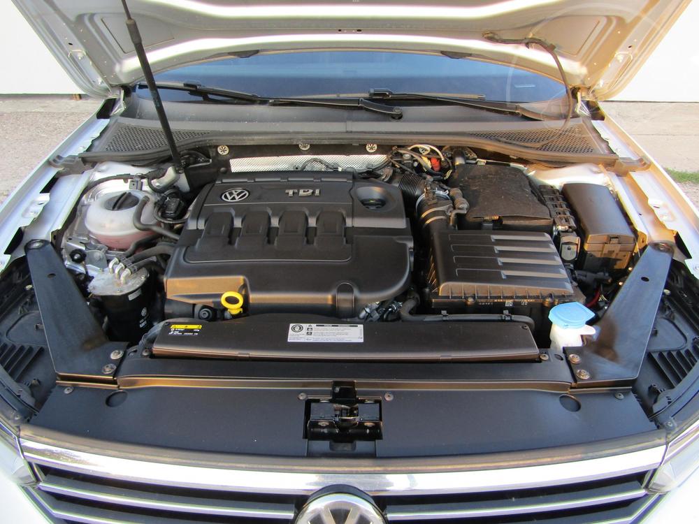 Volkswagen Passat 2.0 TDi 1.maj Serv.kniha