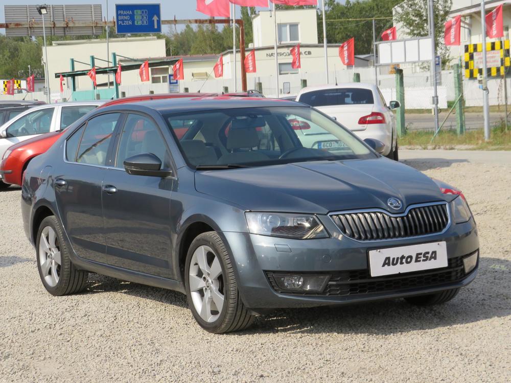 Škoda Octavia III 1.4 TSi Serv.kniha, ČR